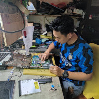 Sri Wahyuni Lihawa Dapat Saldo Pulsa Gratis